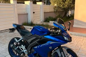 Moto yamaha yzf r125