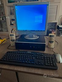 PC fisso HP con monitor 17 pollici