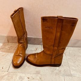 Stivali #Levi’s originali in robusto cuoio mis. 37