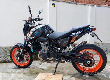 KTM Duke 690