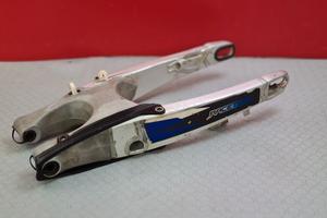 FORCELLONE POSTERIORE YAMAHA WRF 450 2003 2004 YZF