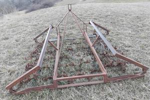 Erpice da prato primaverile