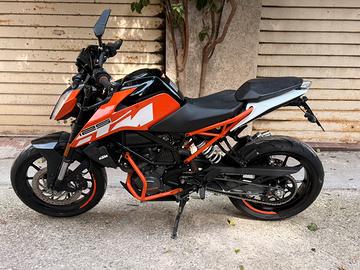 Ktm duke 125
