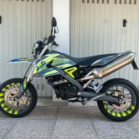 Bmw G650 xmoto (simil ktm smc r/ husqvarna 701)