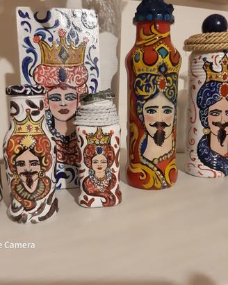 bottiglie e vasi, pezzi unici dipinti a mano 