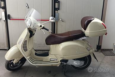 Vespa 200 GT