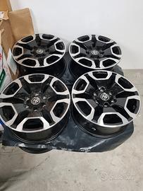 4 cerchi in lega per pik up Hi Lux da 18 
