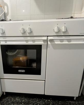 Cucina a gas Delonghi 