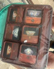 Set sottobicchieri e vassoio in legno