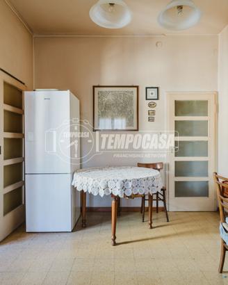 Trilocale con Ascensore, Cantina e Soffitta