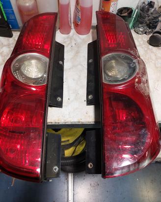 Fanalini posteriori FIAT DOBLO originali