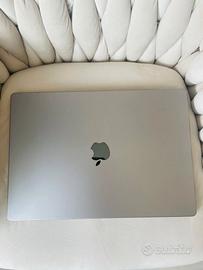MacBook Pro 16” M1 PRO