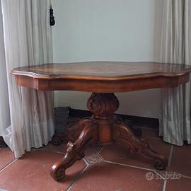 TAVOLO DA CENTRO – Intarsiato –Stile Luigi Filippo