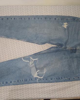 Pantaloni jeans
