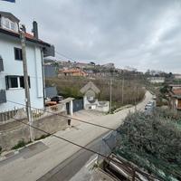 2 LOCALI A CASTIGLIONE DEL GENOVESI