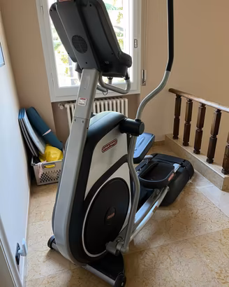 Ellittica Professionale Star Trac STBTX