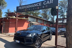 Cayenne Coupé 3.0 V6 E-Hybrid ROSSO CARTIER KAMERA