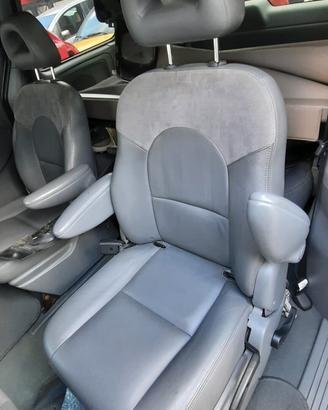 CHRYSLER VOYAGER 2005 - TAPPEZZERIA