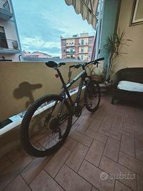 mountain bike MBT trek 6000