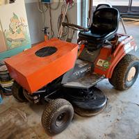 Trattorino tagliaerba 16hp Husqvarna 