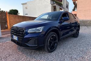 Audi Q2 35 TDI S tronic blacknight