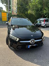 Auto usata nera unico proprietario