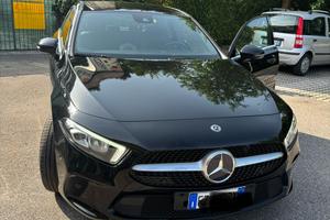Auto usata nera unico proprietario