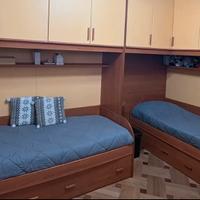 Letti con cassettoni completi di materassi