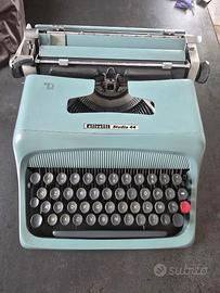 Macchina da scrivere Olivetti vintage Studio 44