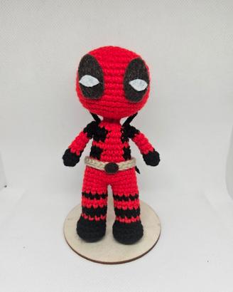Deadpool amigurumi 