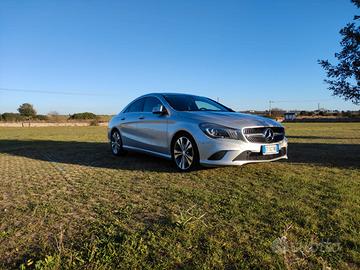 SPORTIVA ELEGANTE MERCEDES