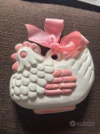 Formella Thun, gallina rosa