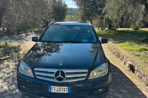 Mercedes-benz c220 -2009