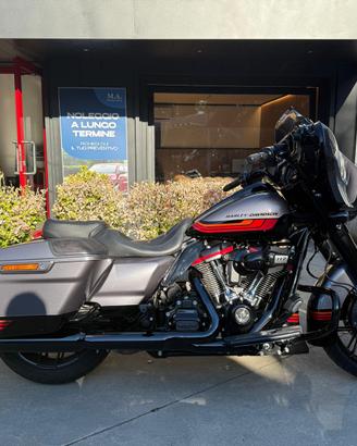 HARLEY DAVIDSON STREET GLIDE CVO-2020-3.089KM