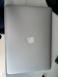 MacBook Air 13" (2017) -