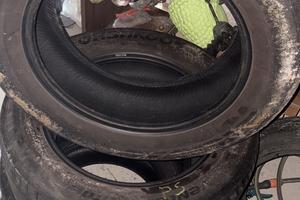Gomme 225/60r17
