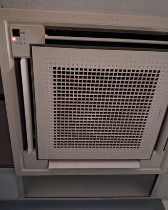 Daikin a cassetta 18000 btu