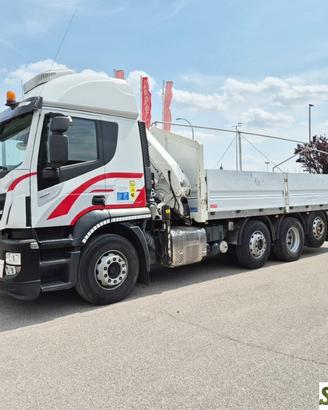 IVECO STRALIS 320S46 cassone,gru,Radiocomando