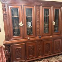 Mobili da salotto con specchio