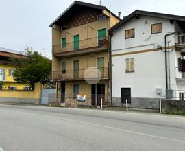 CASA SEMINDIPENDENTE A IVREA