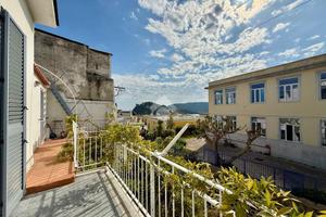 3 LOCALI A PROCIDA
