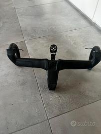Manubrio integrato in carbonio PRO VIBE EVO