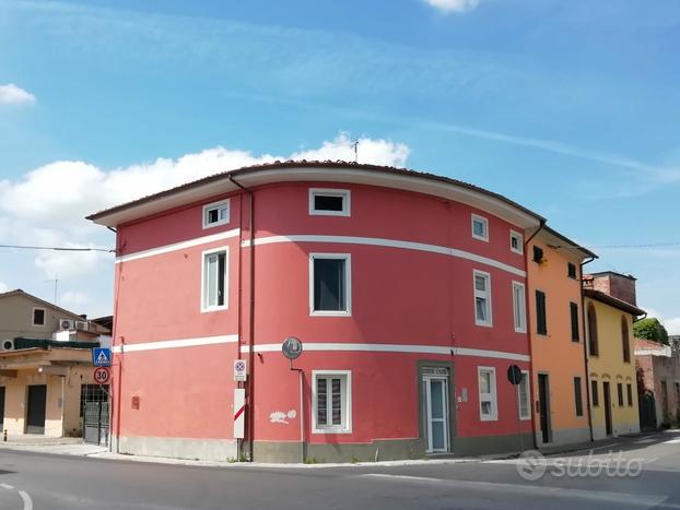 Camere con uso cucina per studenti e lavoratori