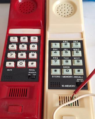 Coppia Telefoni Fissi Vintage Anni '80