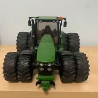 trattore john deere bruder