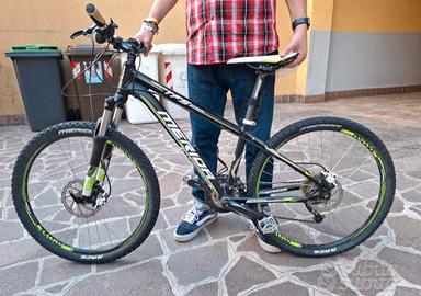bicicletta da mountain bike Merida TFS MATTS