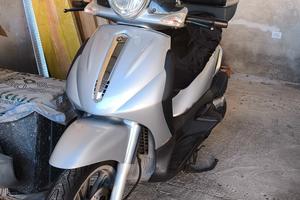 Piaggio Beverly 500
