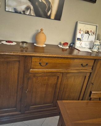 Credenza in legno color noce