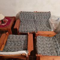 salotto rustico due poltrone divano e tavolino