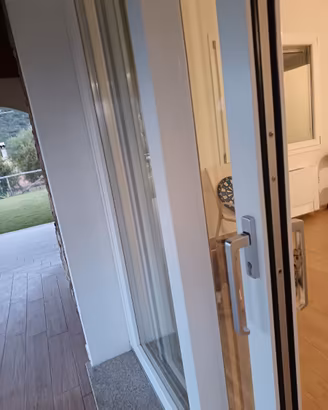 Finestre pvc qualità prezzo Spissu porte pronte 